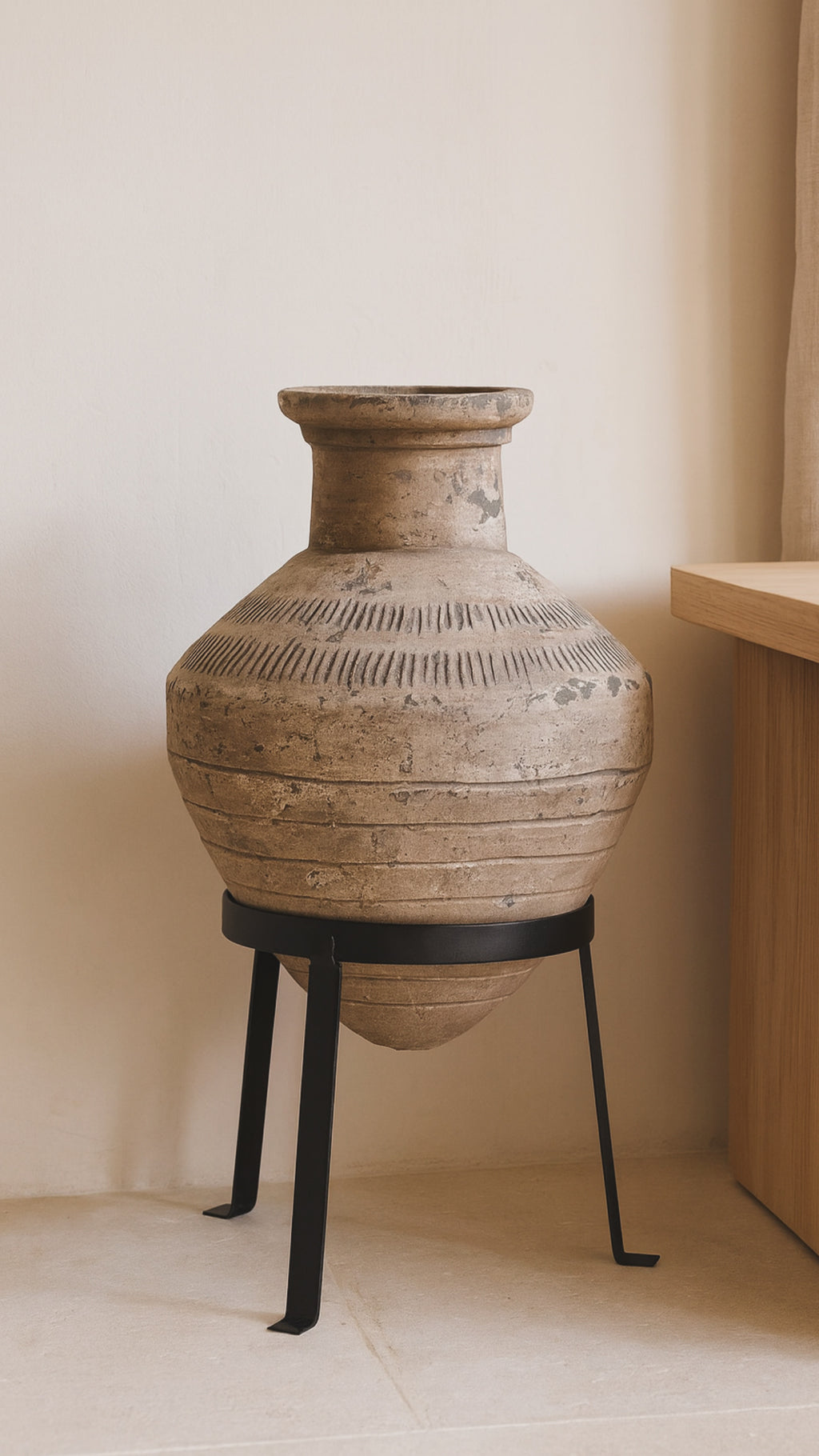 Jarrón Antiguo soporte Metal